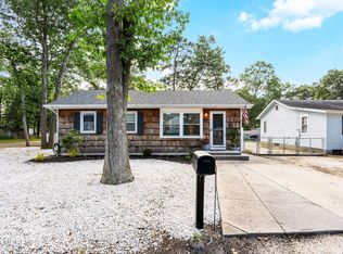 329 Briggs Ave, Forked River, NJ 08731