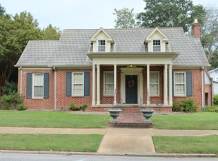 120 Robins St, Tupelo, MS 38804
