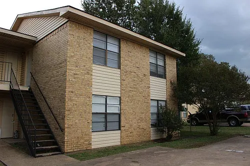 405 Summer Ct #B Photo 1