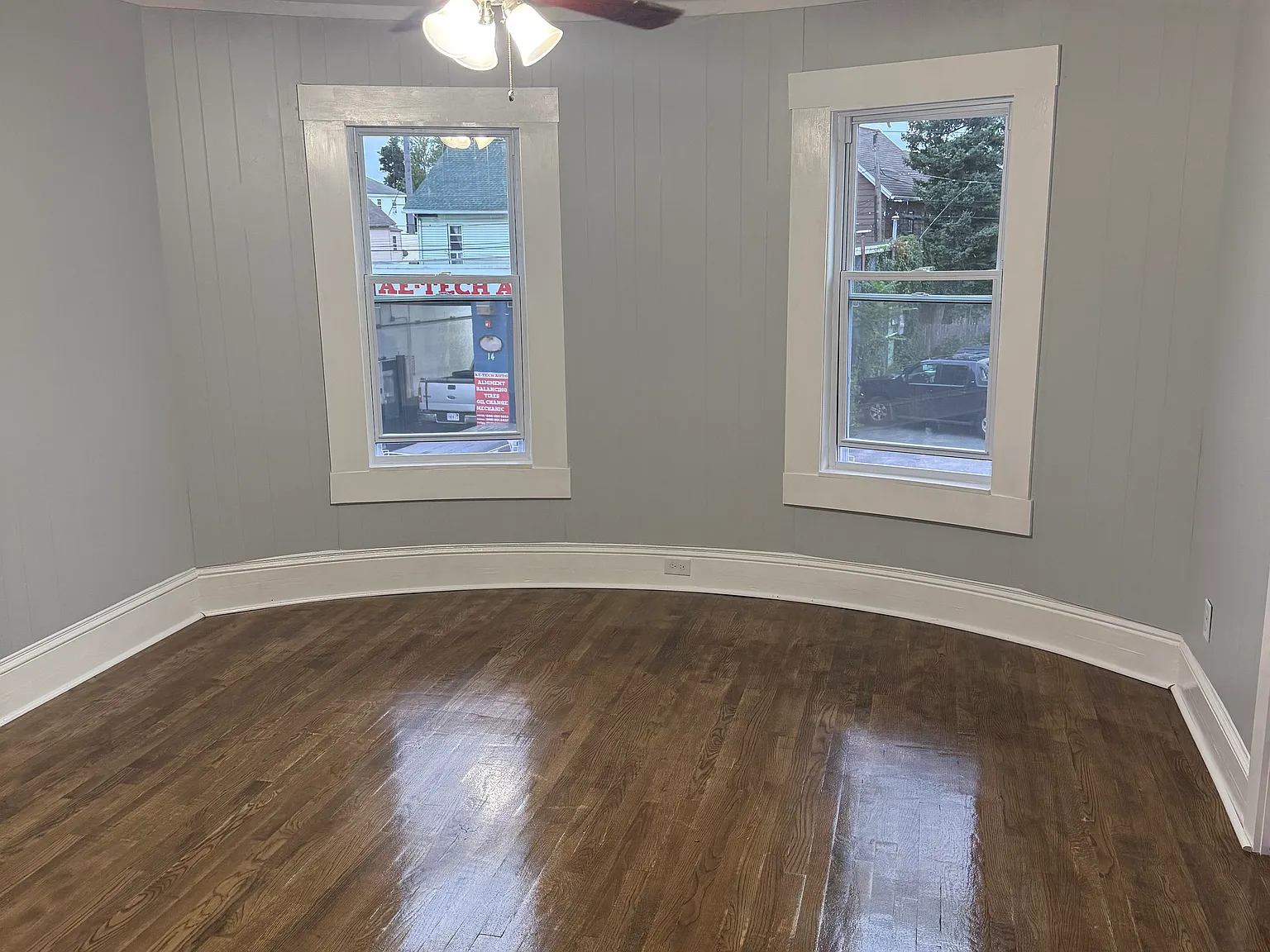 3 bed, $2,375 — Photo 3