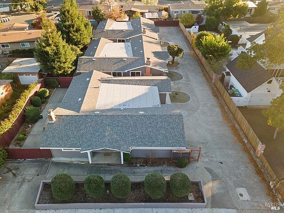 2nd image of 2239 Redwood Road #ABC