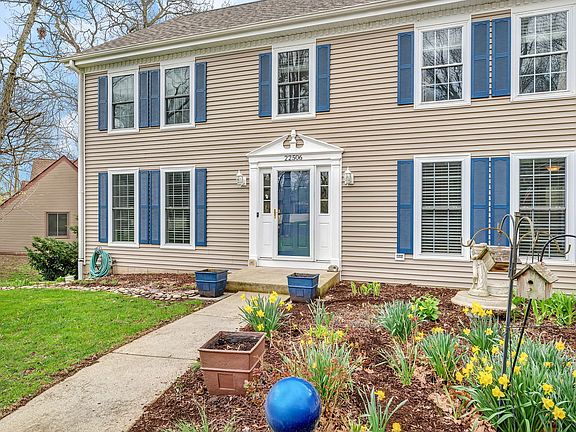 3rd image of 22506 S Queens Ct