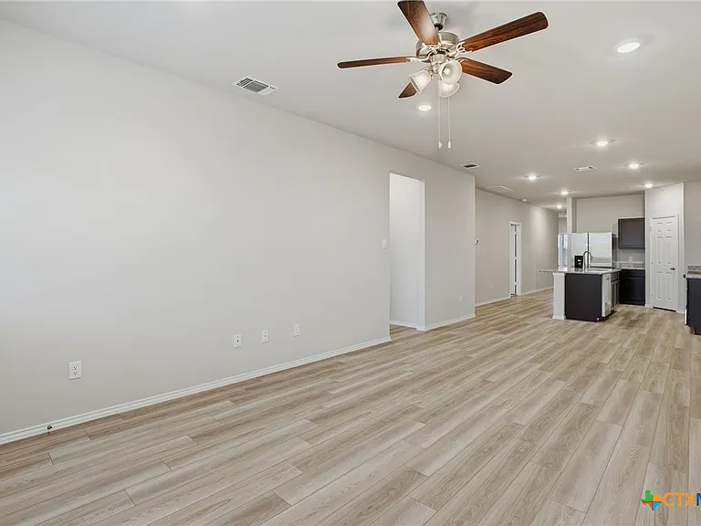 1126 Stone Valley Rd #B — Photo 9