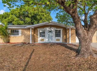3334 Columbus Dr, Holiday, FL 34691