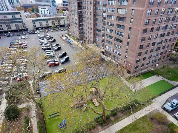 225 Saint Pauls Avenue image 30 of 30