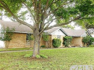 619 Meadow Lark Dr, Ovilla, TX 75154