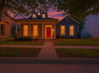 1611 Goodwin Dr, Aubrey, TX 76227