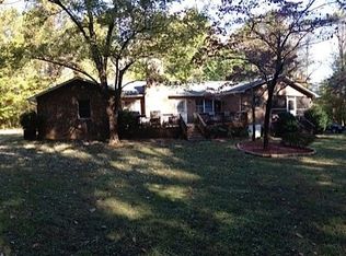 2116 McKnight Mill Rd #A, Greensboro, NC 27405