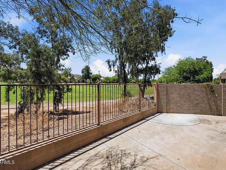 7235 S Golfside Ln — Photo 4