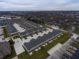 16915 Preston Ct, Clinton Township, MI 48038