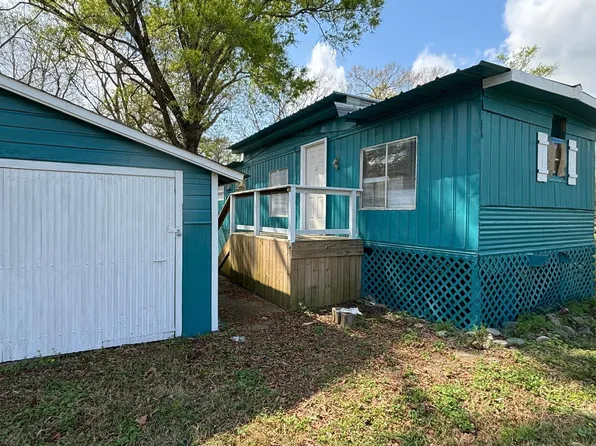 250 Richard St, Coldspring, TX 77331