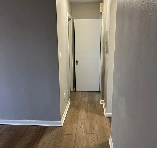 475 W Grand Ave #16 — Photo 5