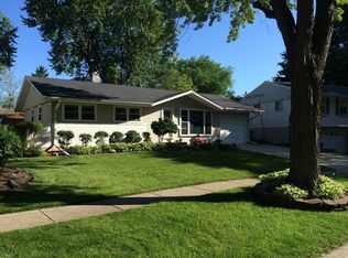 639 Elmwood Dr, Buffalo Grove, IL 60089