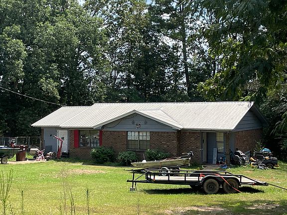 2nd image of 60074 Ausborn Rd