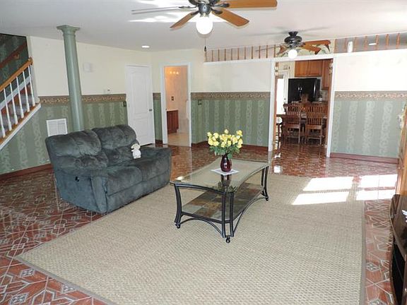 3rd image of 523 Cornell Ave