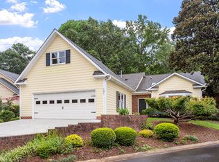 101 Prestwick Pl, Cary, NC 27511