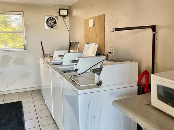 2525 W Bay Dr APT B32, Belleair Bluffs, FL 33770