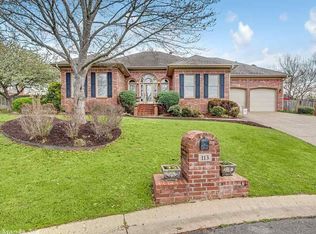 113 Saint Charles Ct, Hot Springs, AR 71901