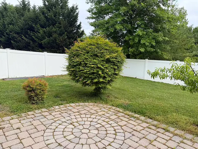 7726 Heathers Ln — Photo 26