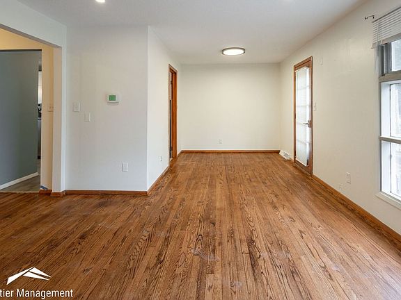 3rd image of 1112 Woodland St #1112