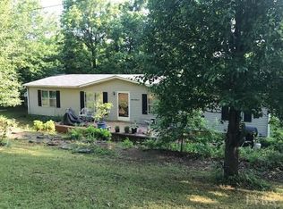 102 Zeh St, Goodview, VA 24095
