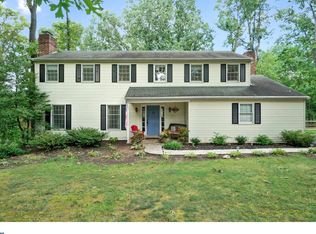 699 Forest Rd, Wayne, PA 19087