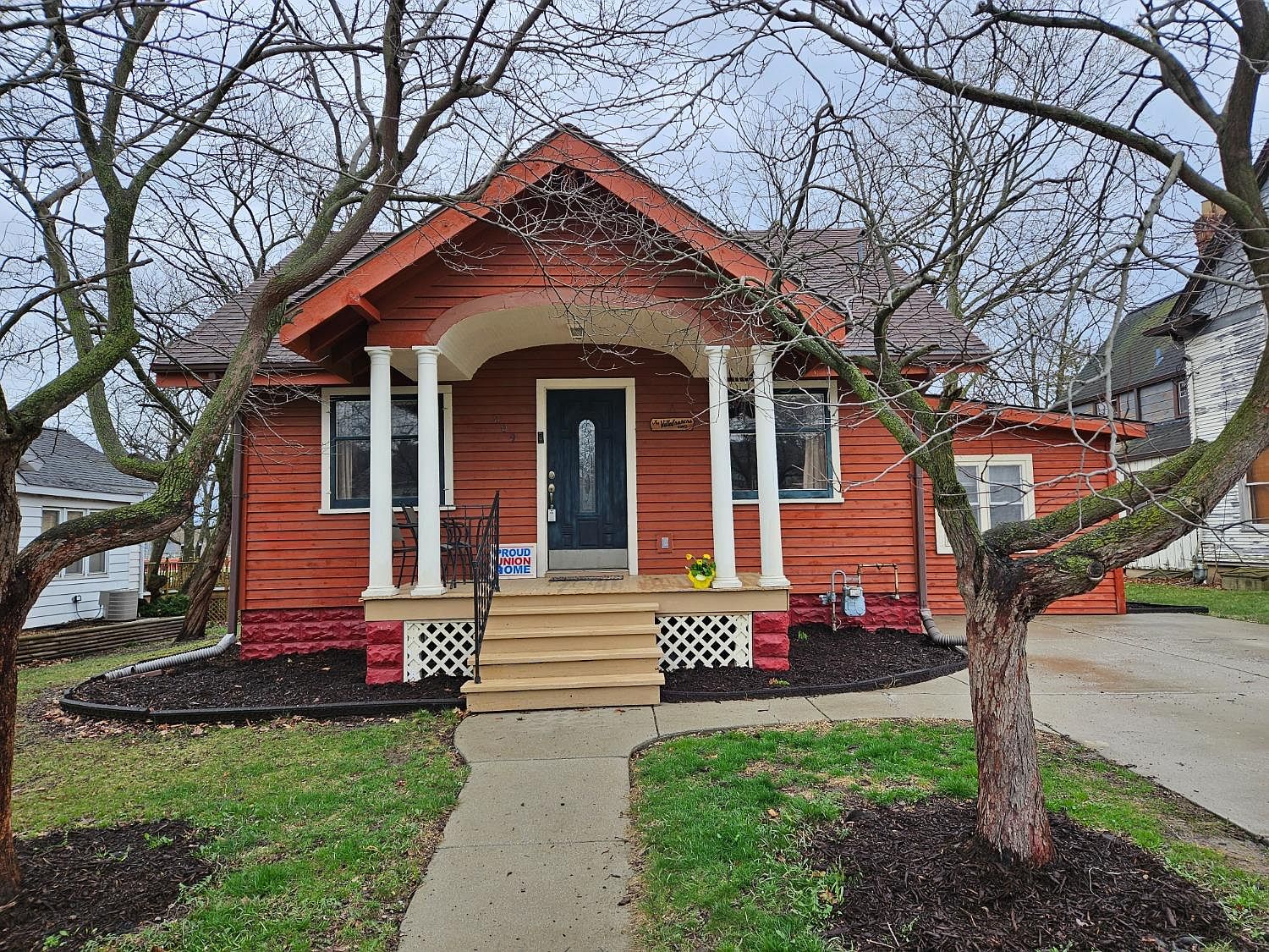 209 S Main St, Hebron, IN 46341 Zillow