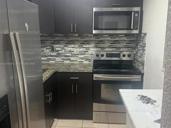 6095 W 18th Ave APT S106, Hialeah, FL 33012
