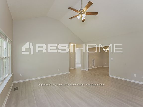 5th image of 115 Greenwing Ct