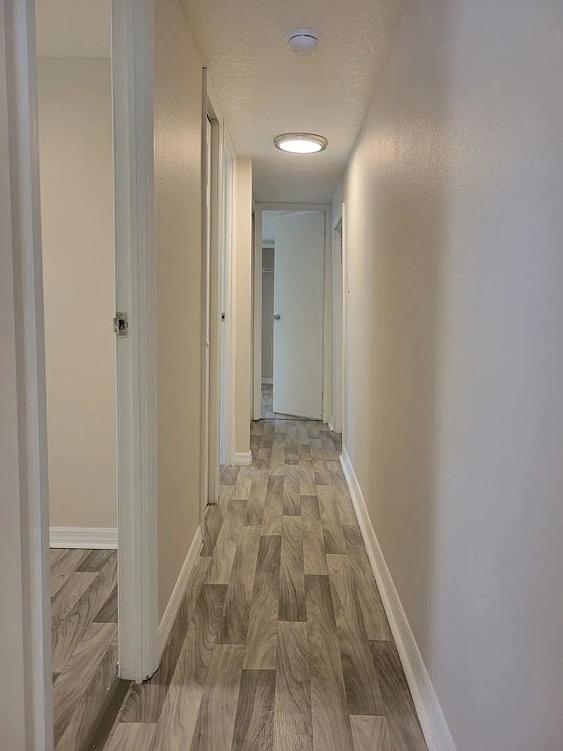 Two-Bedroom Home in Winter Haven — Photo 4