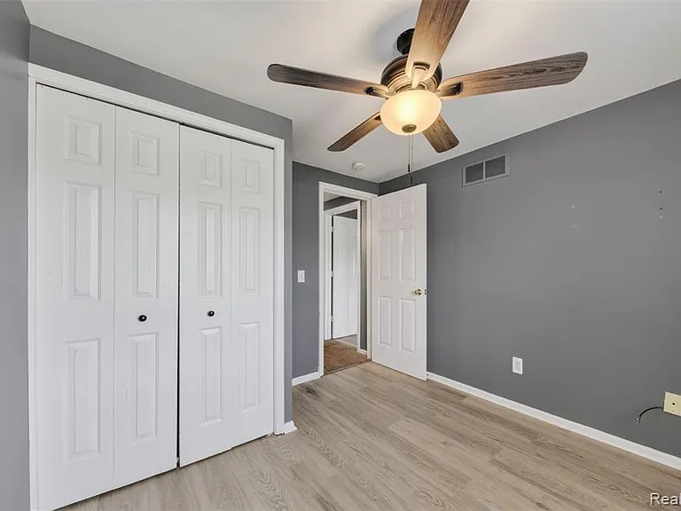 16515 Terrace Village Dr — Photo 37