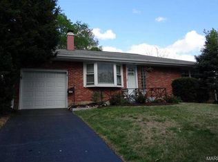 830 Lynda Ct, Saint Louis, MO