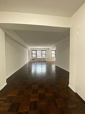 1st image of 157 E 57th St APT 12D