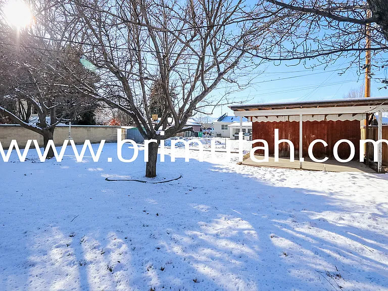 5856 S 157 W — Photo 17