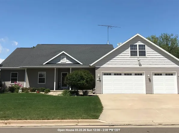 1107 Twin Harbor Dr, Winneconne, WI 54986