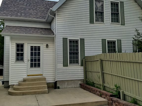 4th image of 315 W Spencer St