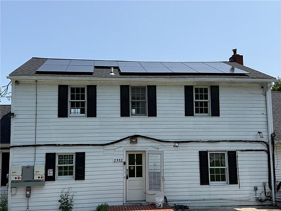 3rd image of 2552 Spring St