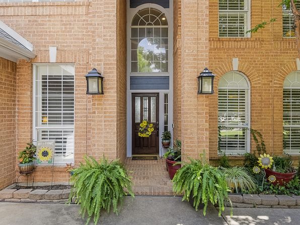 Home for Sale in Arlington TX