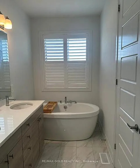 1583 Severn Dr — Photo 15