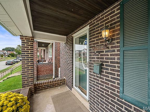 3rd image of 4462 Neosho St