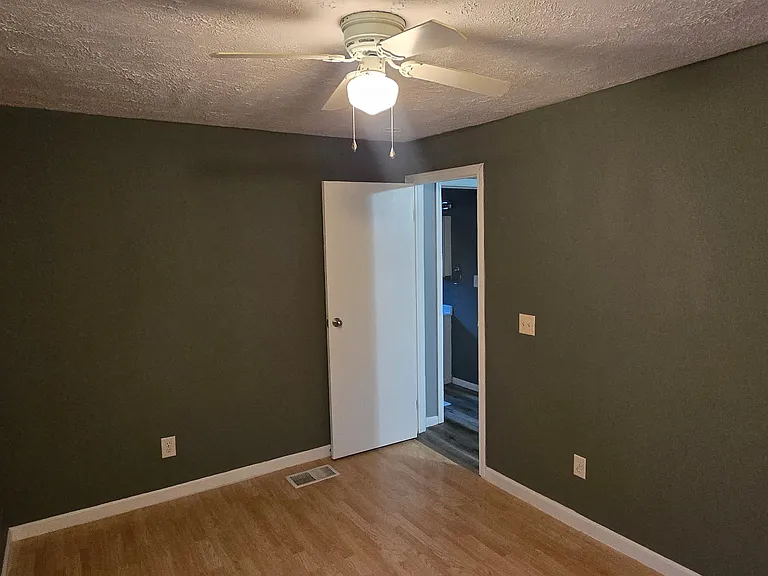 3301 Wilson Ave — Photo 10
