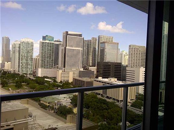 2nd image of 1111 SW 1st Ave APT 2220