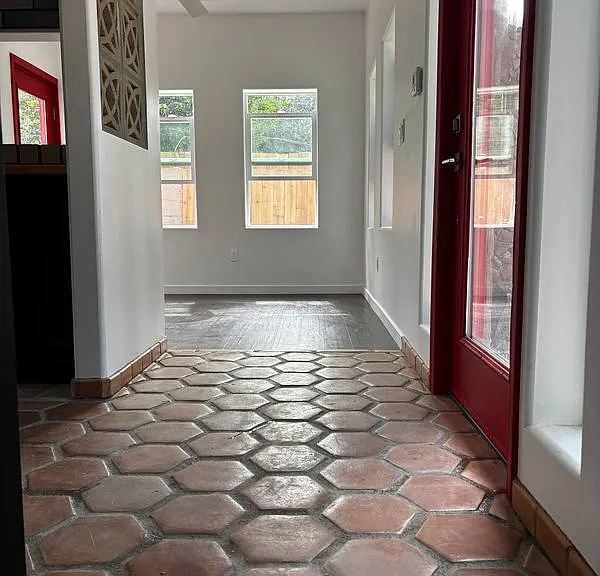 1802 N Raymond Ave — Photo 9