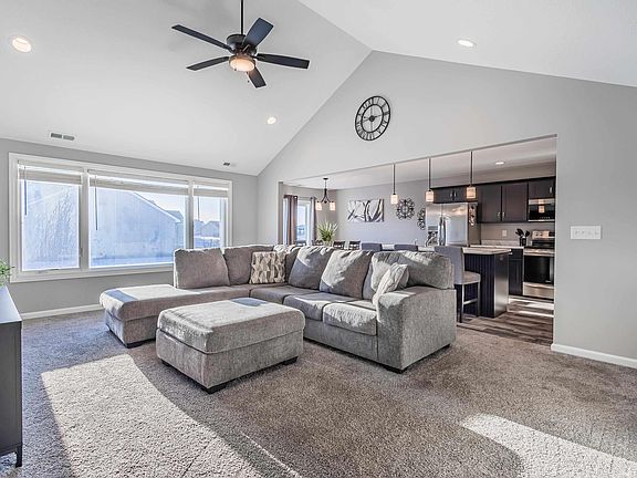 3rd image of 13155 Fringe Tree Trl