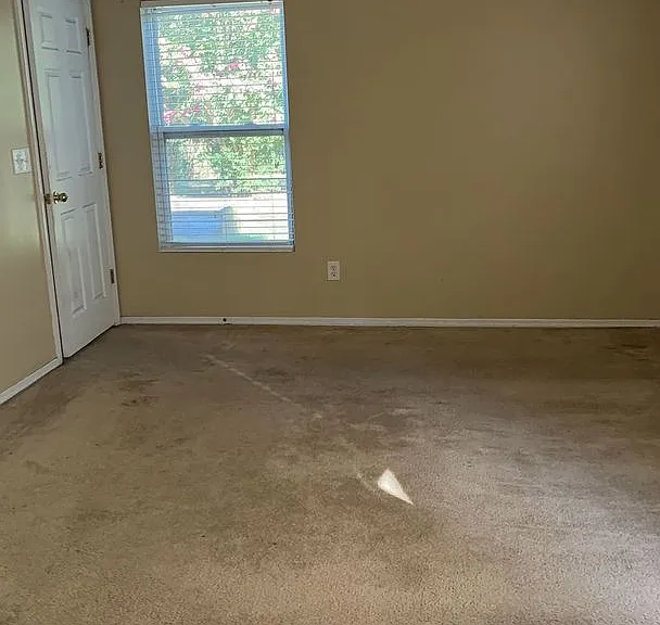 323 Bellegrove Dr — Photo 9