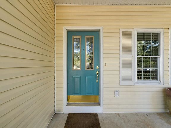 4th image of 1021 Forest Maple Dr