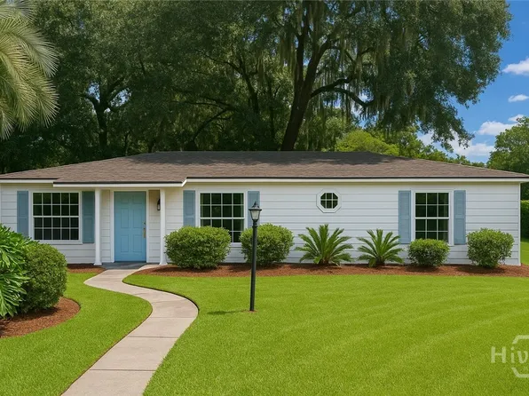 4 Brookview Drive, Savannah, GA 31406