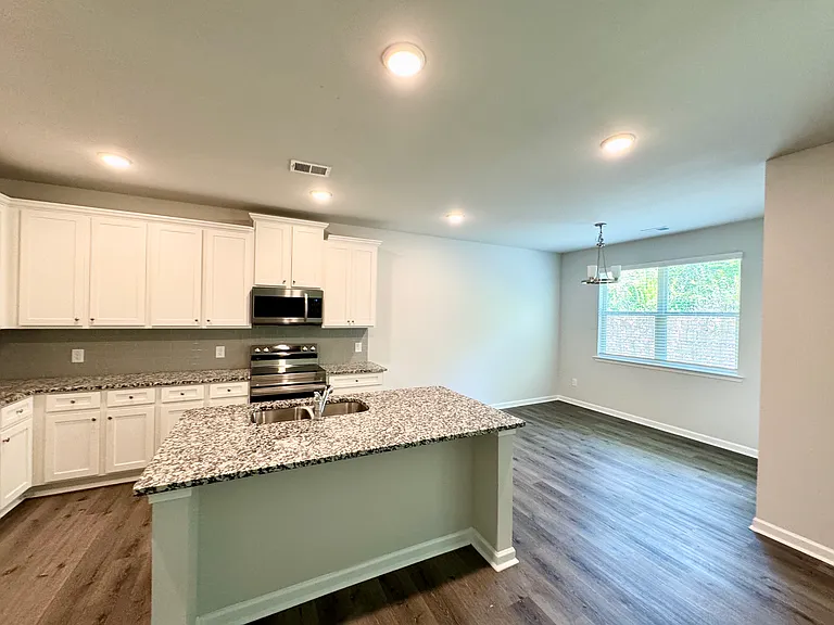 115 McGinnis Cir — Photo 5