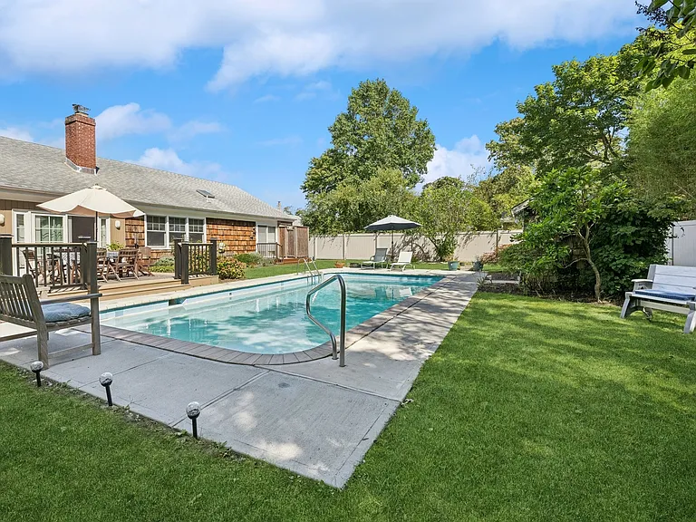 7 Linda Ln — Photo 6