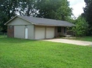 506 E 13th St, Russellville, AR 72801